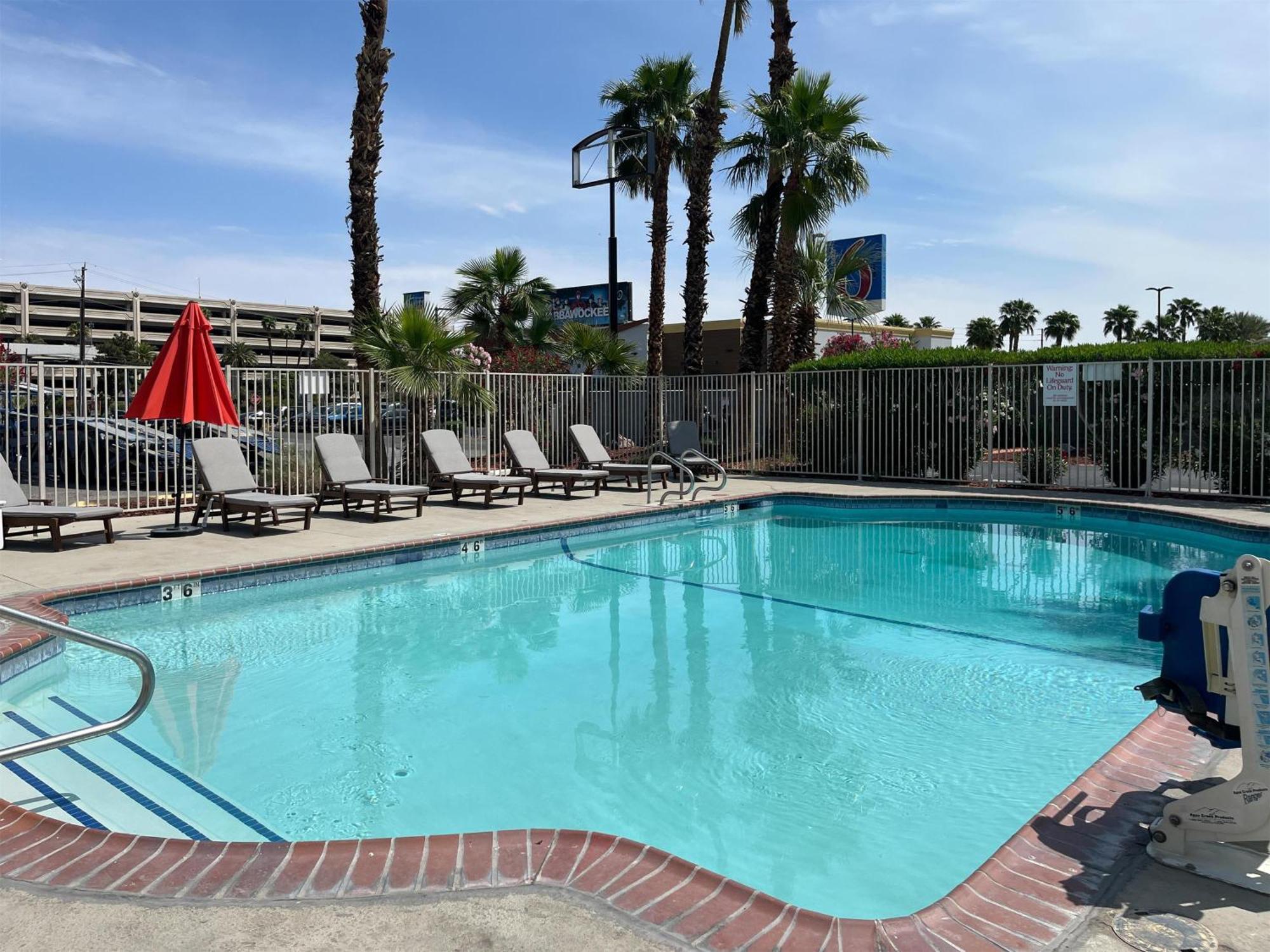Motel 6 Vegas, Nv - Strip